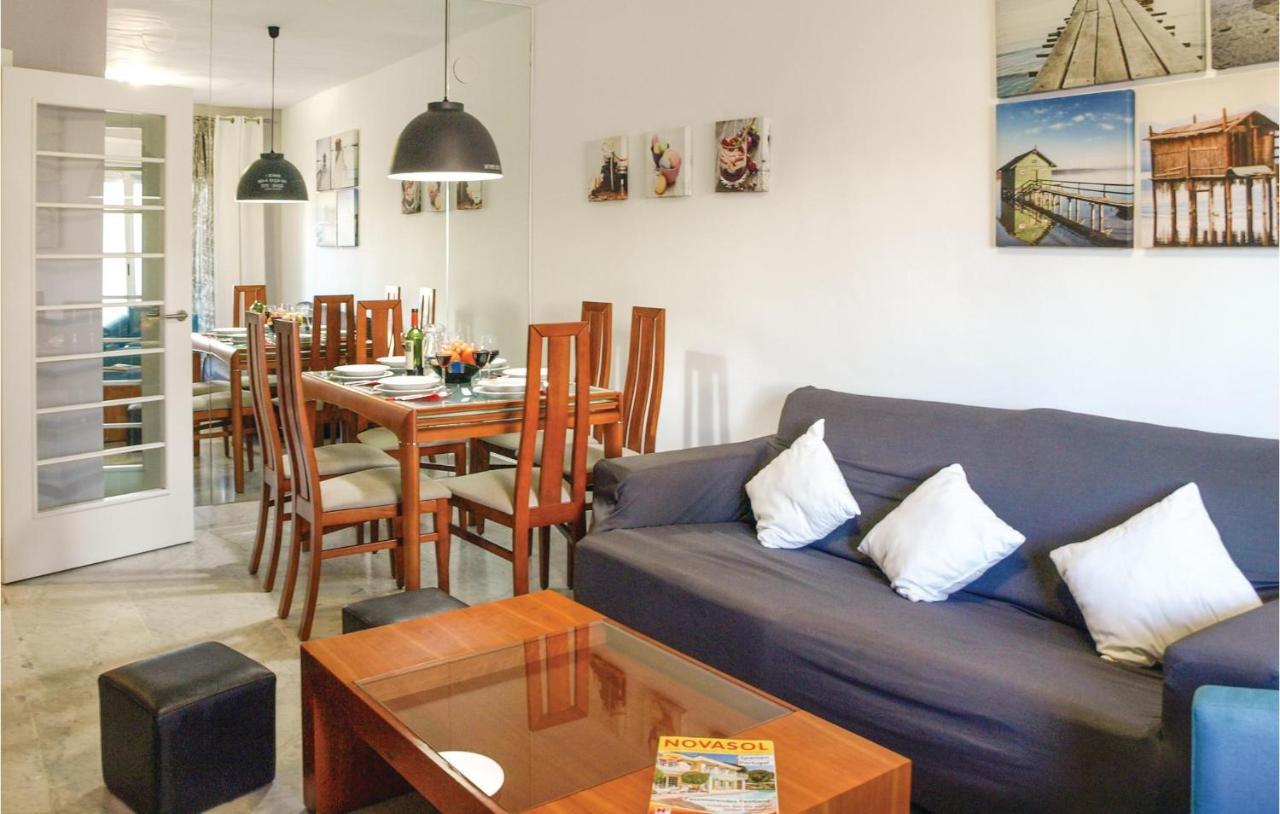 Lovely Apartment In Marbella With Wifi Extérieur photo