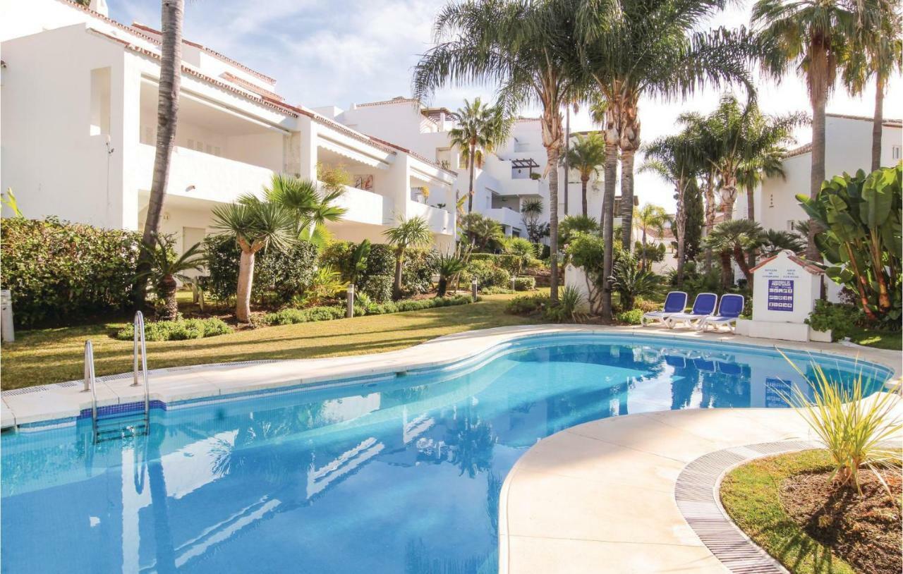 Lovely Apartment In Marbella With Wifi Extérieur photo